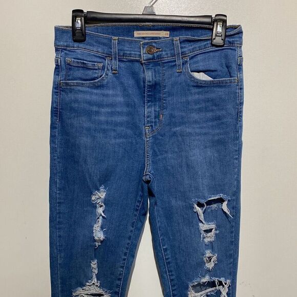 Levi's Women's Blue 720 High Rise Super Skinny Distressed Jeans Size 28 - Picture 1 of 7